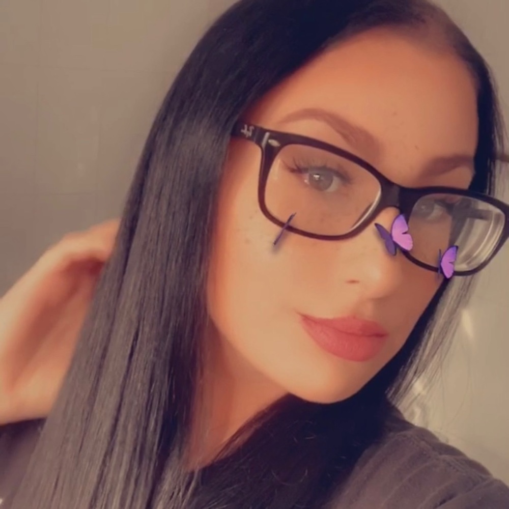 Meet your Posher, Jen